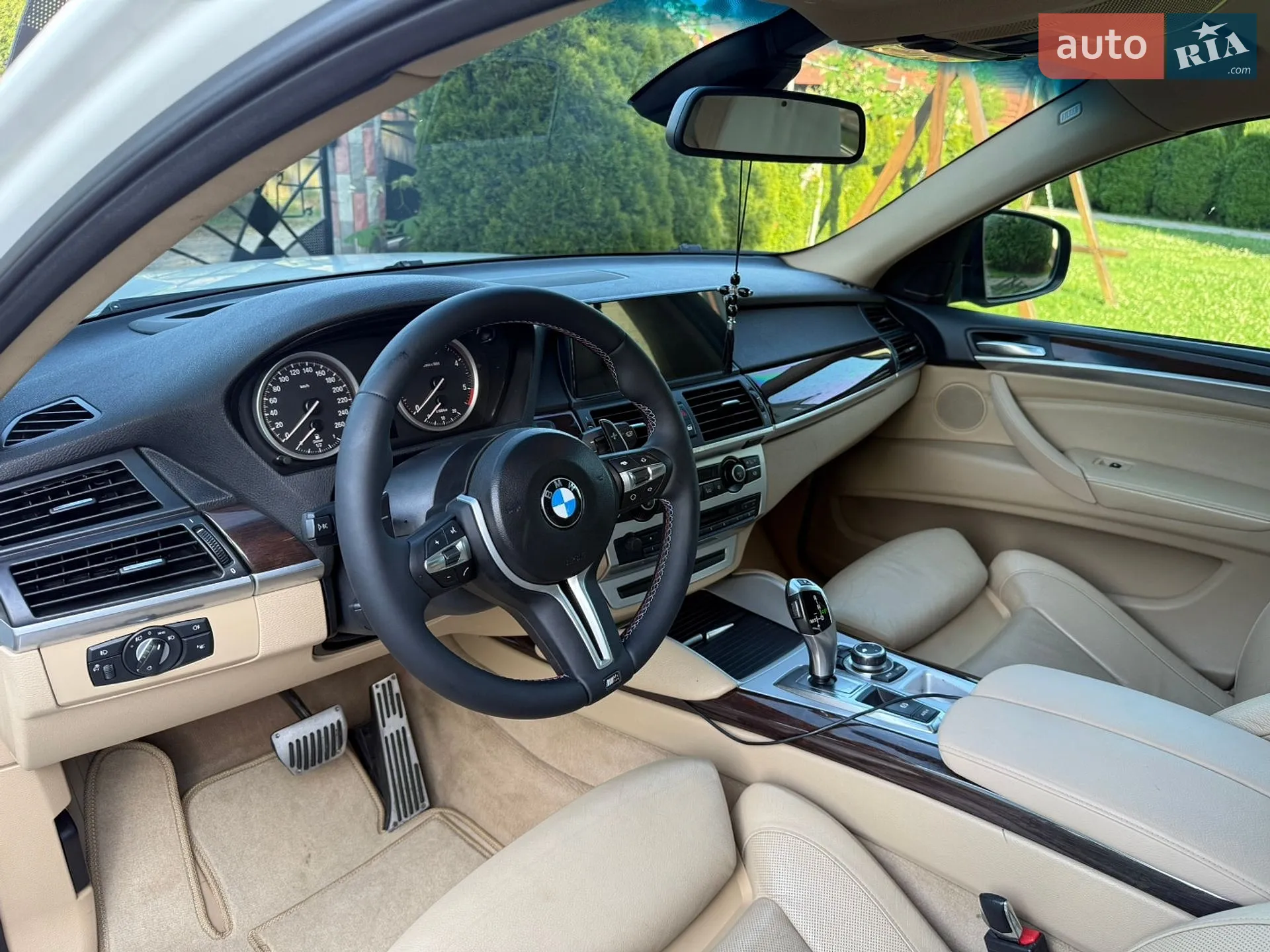 2010 BMW X6 - мініатюра 27