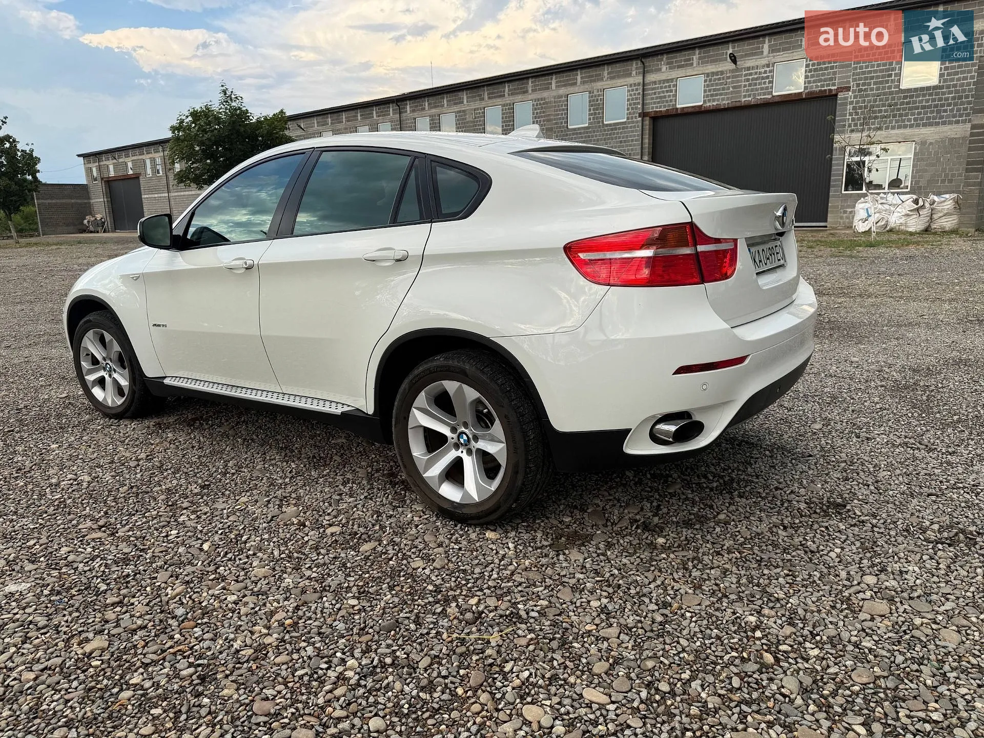 2010 BMW X6 - мініатюра 9