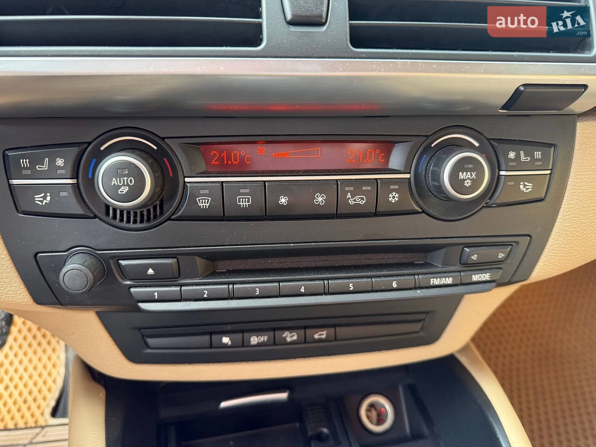 2010 BMW X6 - мініатюра 26