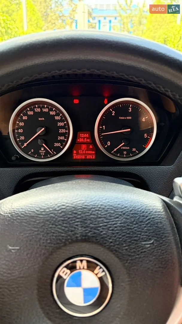 2010 BMW X6 - мініатюра 22