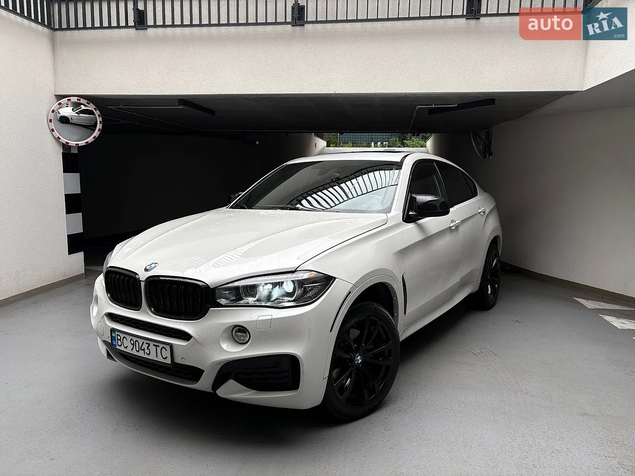 2016 BMW X6 - мініатюра 23