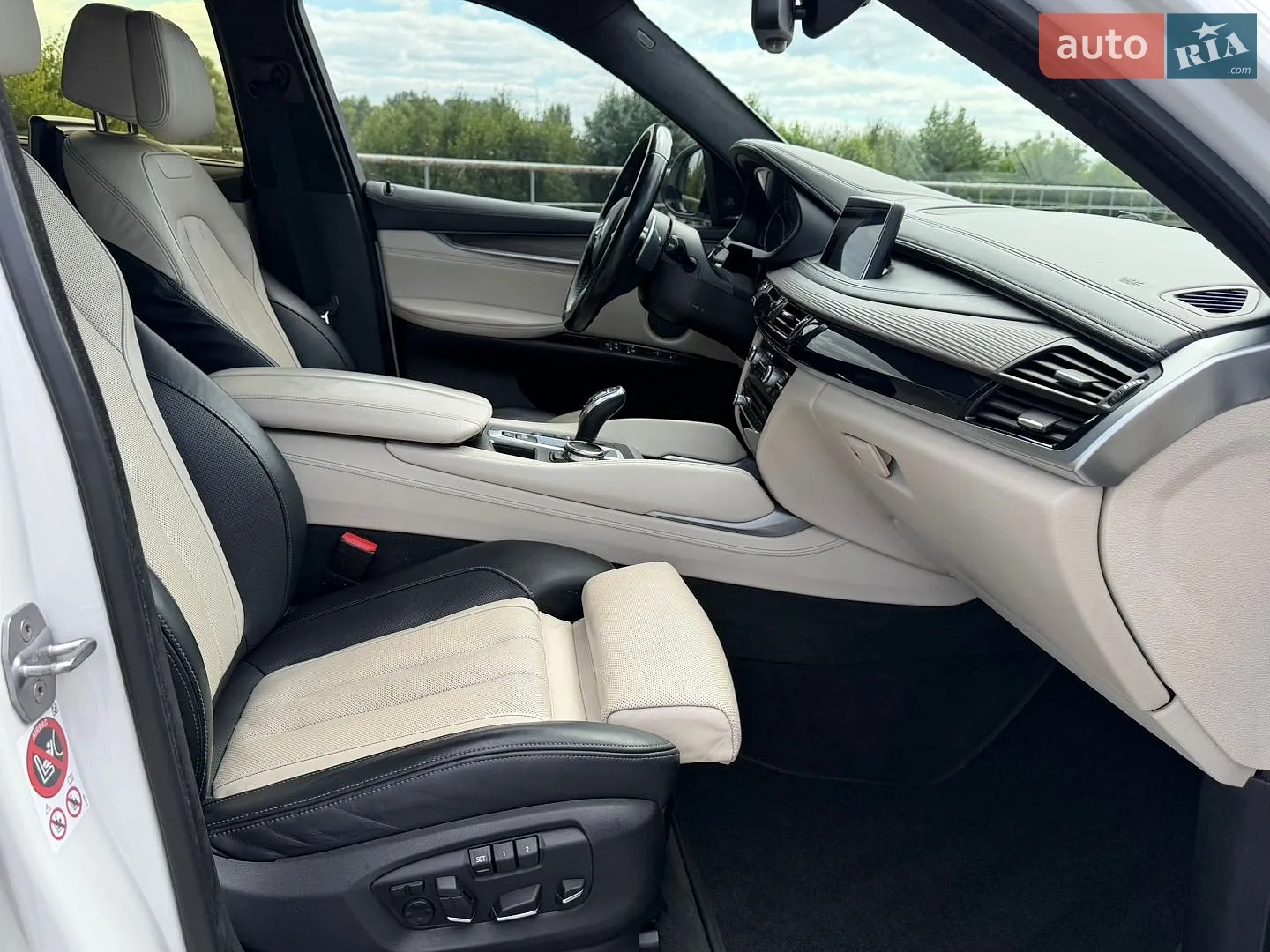 2015 BMW X6 - мініатюра 22