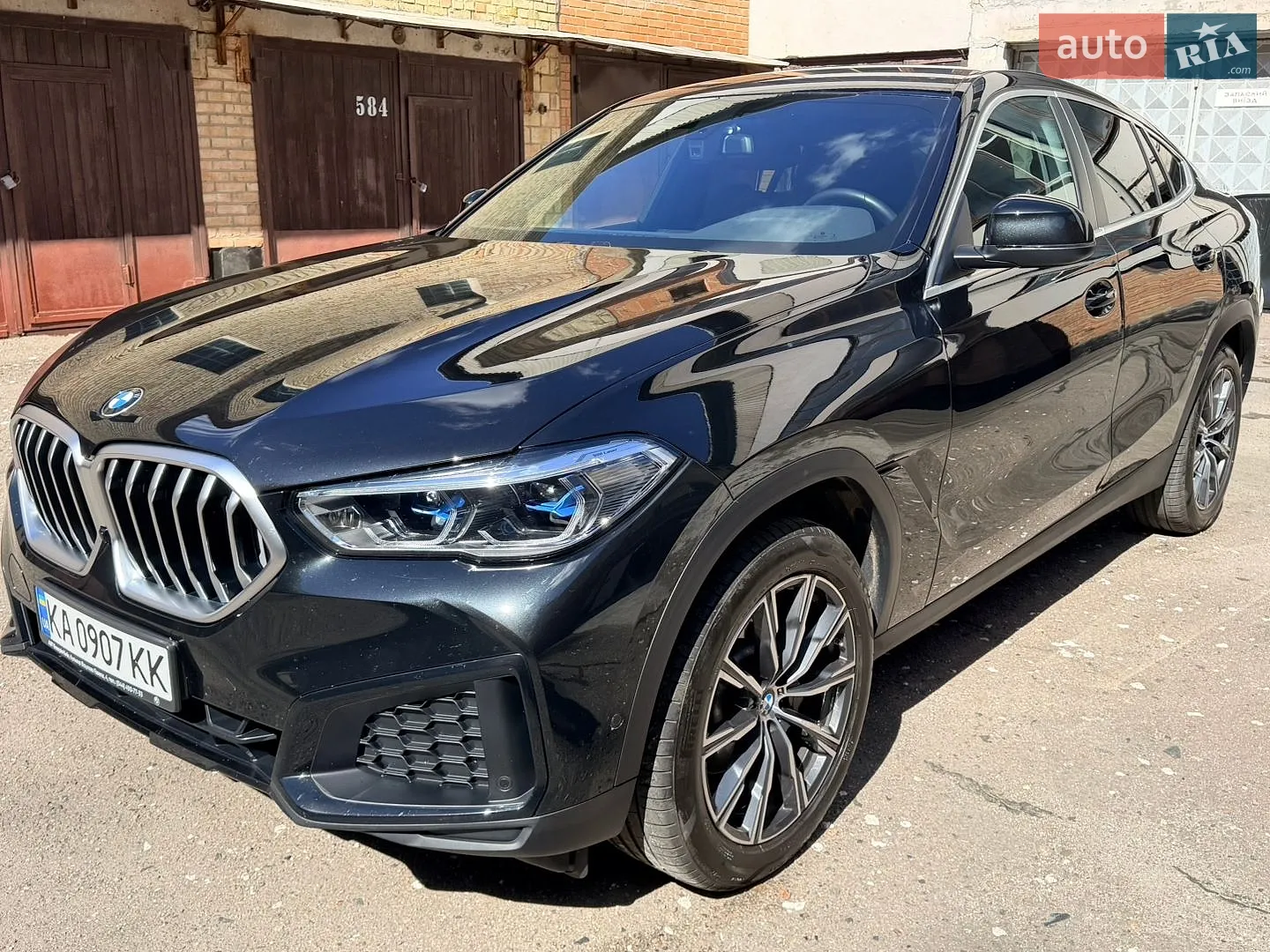 2022 BMW X6 - мініатюра 2