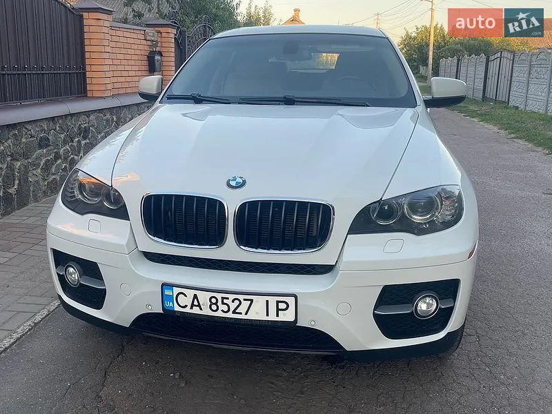 BMW X6 2011