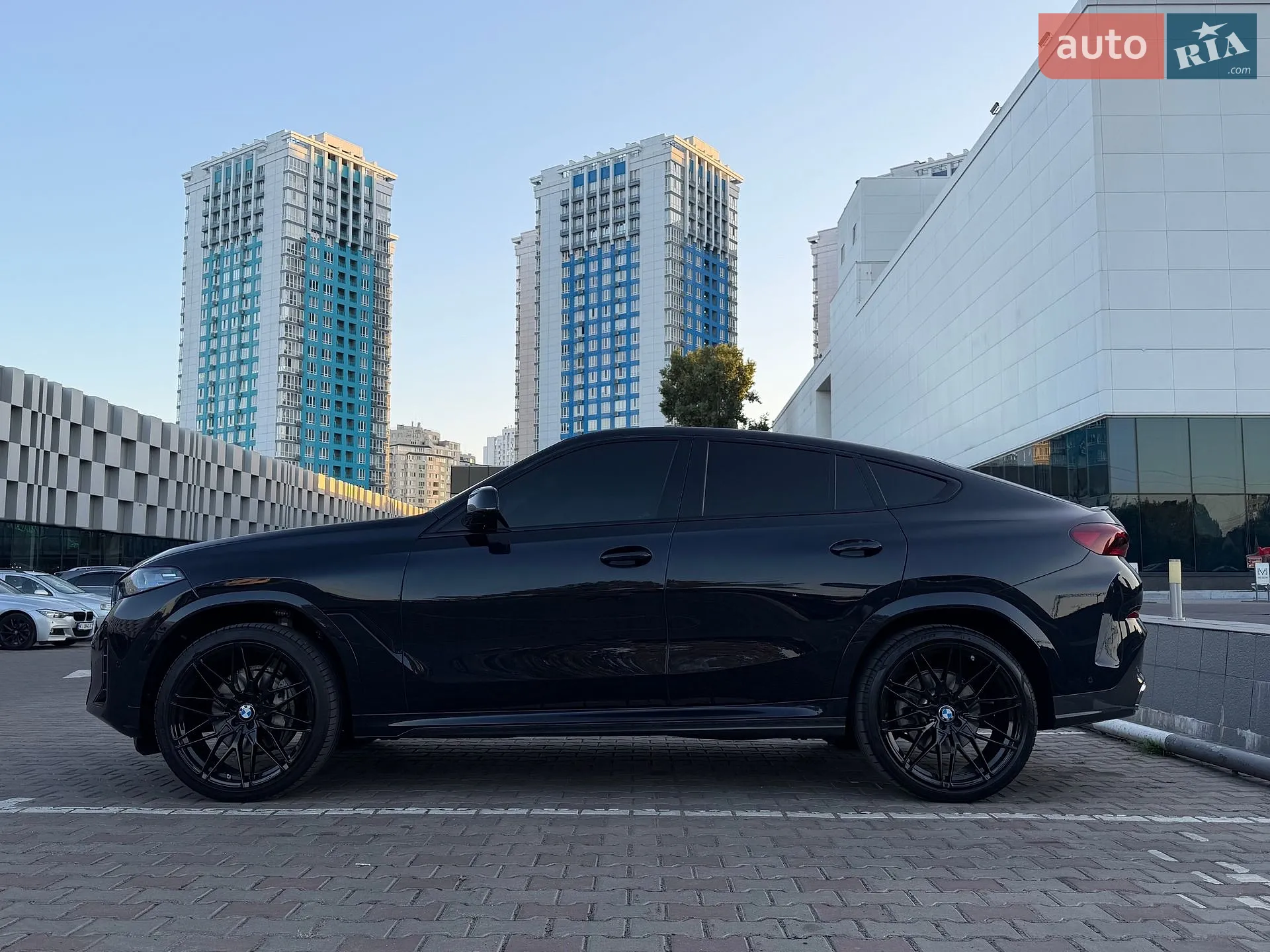 2023 BMW X6 - мініатюра 8