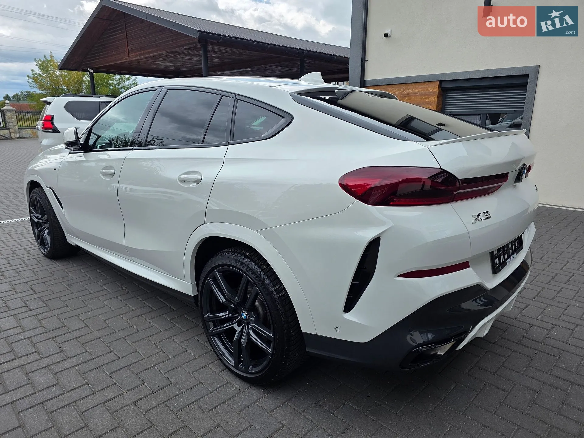 2023 BMW X6 - мініатюра 8