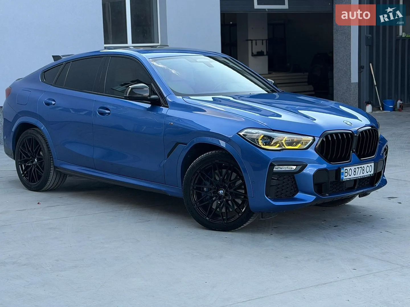 2020 BMW X6 - мініатюра 3