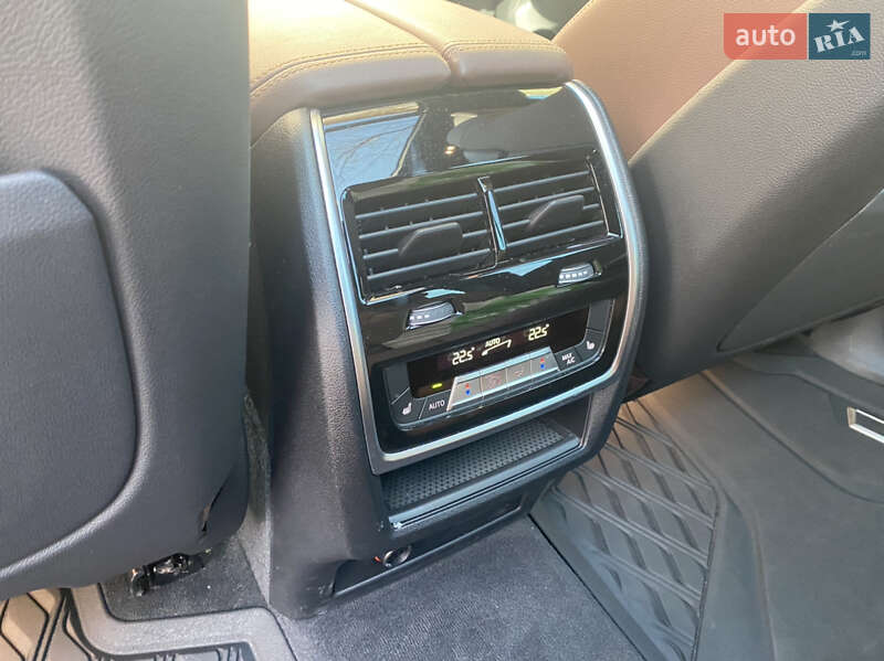 Позашляховик / Кросовер BMW X7 2019 в Києві