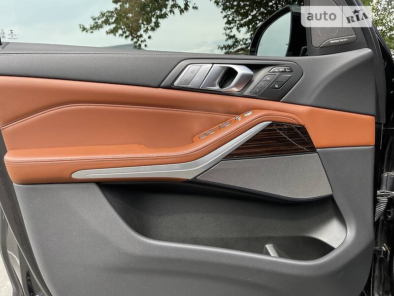 Позашляховик / Кросовер BMW X7 2020 в Києві