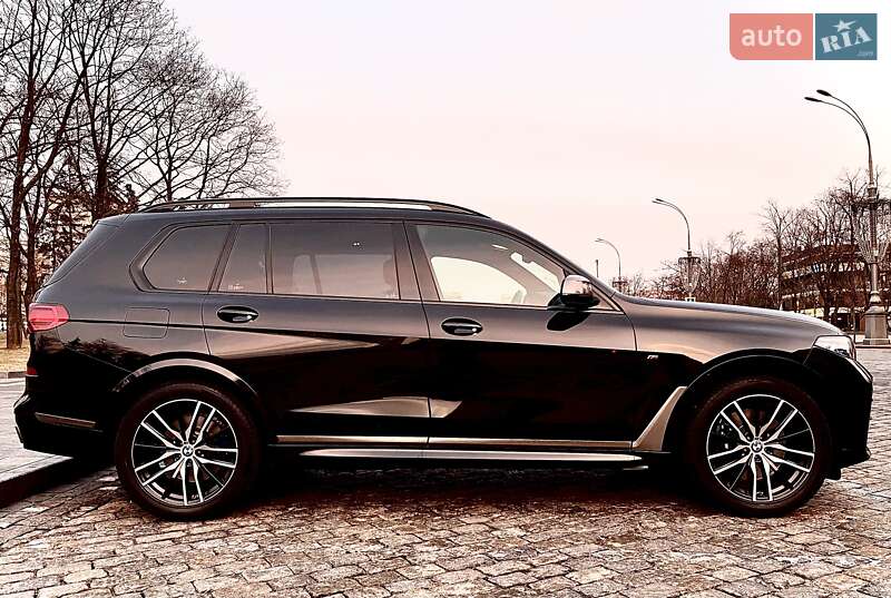 Позашляховик / Кросовер BMW X7 2020 в Харкові фото 13 Позашляховик / Кросовер BMW X7 2020 в Харкові