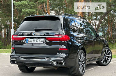 Позашляховик / Кросовер BMW X7 2020 в 