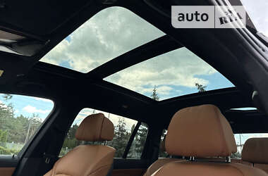 Позашляховик / Кросовер BMW X7 2020 в 