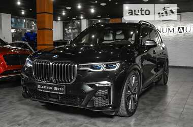 Позашляховик / Кросовер BMW X7 2020 в 