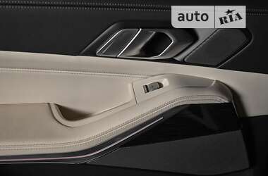 Позашляховик / Кросовер BMW X7 2020 в 