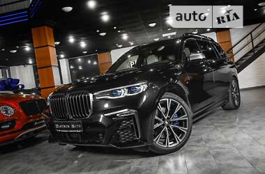 Позашляховик / Кросовер BMW X7 2020 в 
