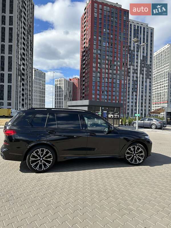 Позашляховик / Кросовер BMW X7 2020 в Києві