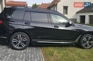 Внедорожник / Кроссовер BMW X7 2020 в Житомире