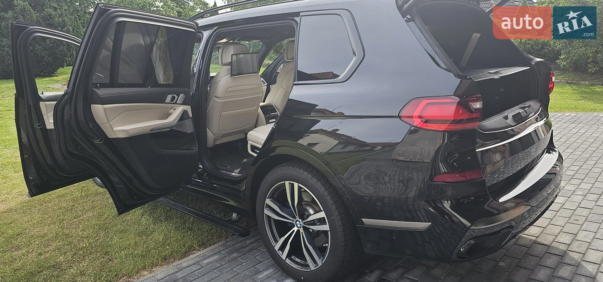 2020 BMW X7 - мініатюра 24
