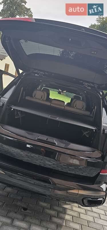 Внедорожник / Кроссовер BMW X7 2020 в Житомире