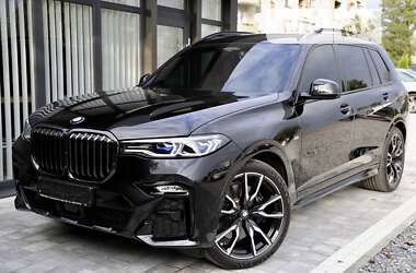 Позашляховик / Кросовер BMW X7 2022 в 