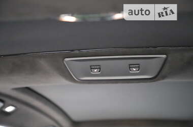 Позашляховик / Кросовер BMW X7 2022 в 