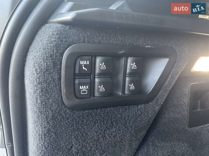 Внедорожник / Кроссовер BMW X7 2019 в Новомосковске