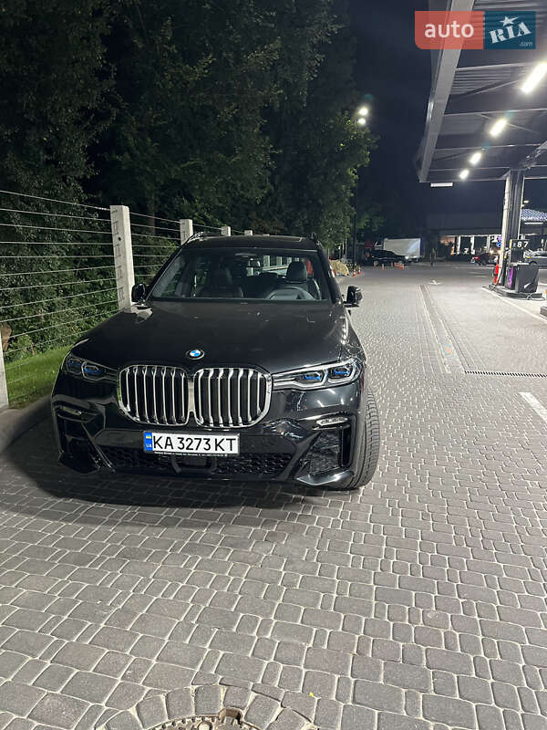 Внедорожник / Кроссовер BMW X7 2022 в Киеве