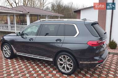 Позашляховик / Кросовер BMW X7 2021 в 