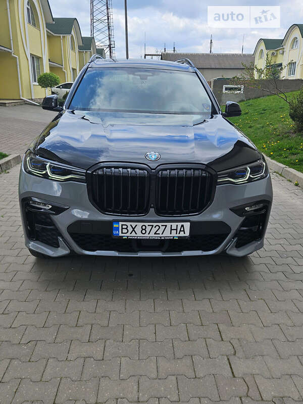 Внедорожник / Кроссовер BMW X7 2021 в Хмельницком