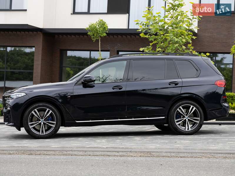 Внедорожник / Кроссовер BMW X7 2021 в Ужгороде