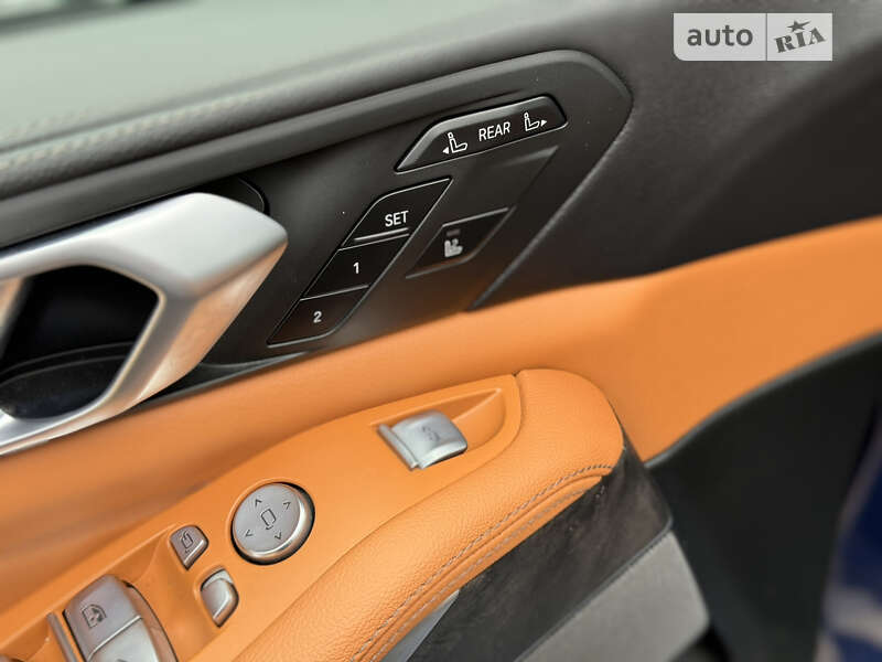 Внедорожник / Кроссовер BMW X7 2021 в Ровно