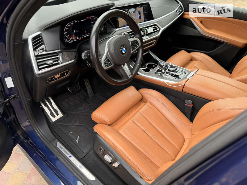 Внедорожник / Кроссовер BMW X7 2021 в Ровно