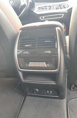 Внедорожник / Кроссовер BMW X7 2022 в 