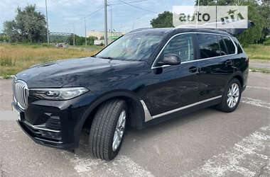 Внедорожник / Кроссовер BMW X7 2022 в 