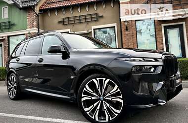 Позашляховик / Кросовер BMW X7 2024 в Києві