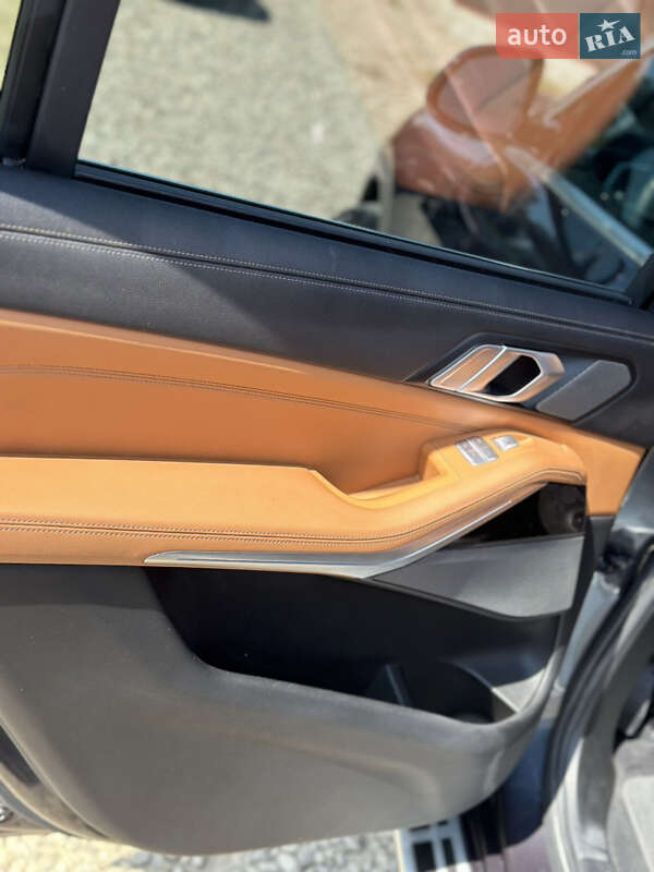 Внедорожник / Кроссовер BMW X7 2019 в Стрые