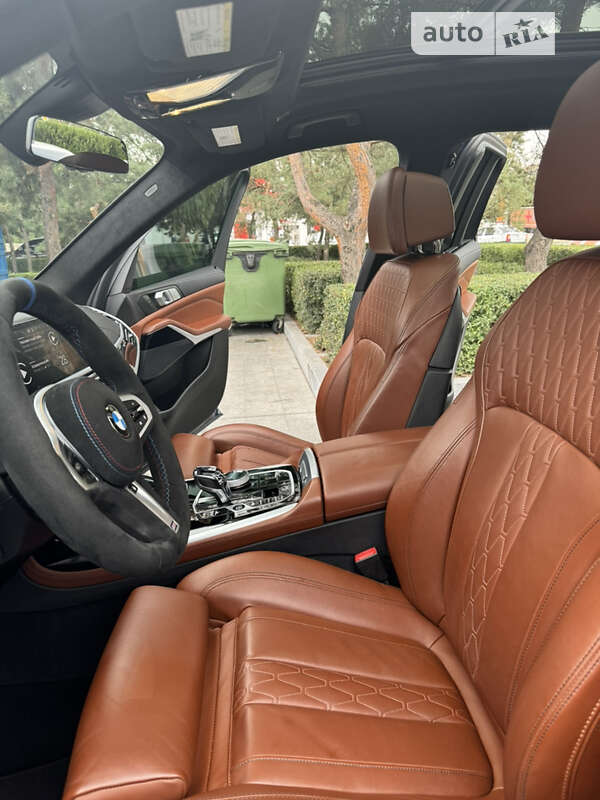 Позашляховик / Кросовер BMW X7 2022 в Дніпрі