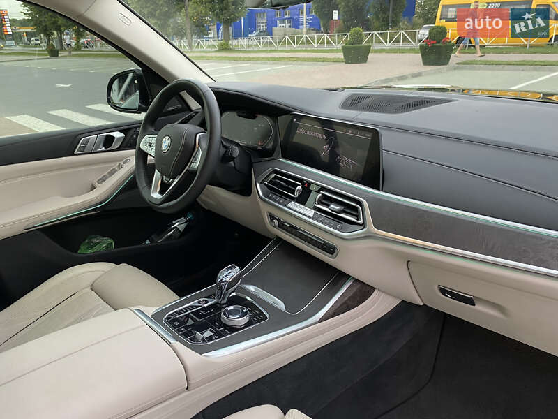 Внедорожник / Кроссовер BMW X7 2019 в Хмельницком