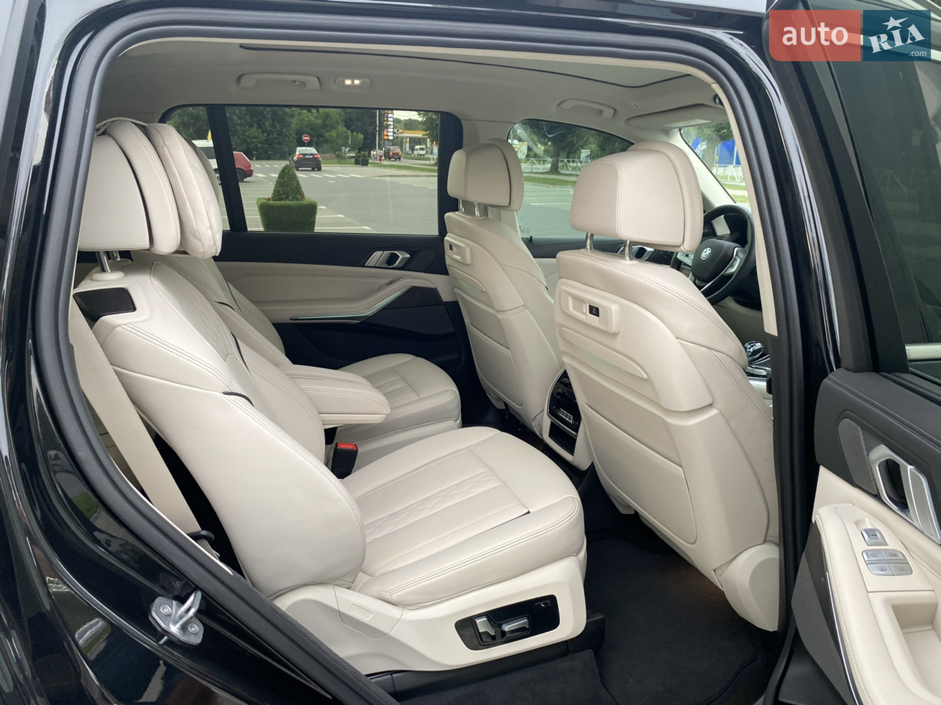 2019 BMW X7 - мініатюра 22