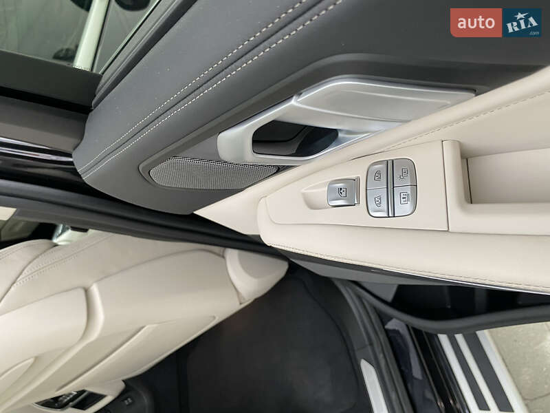 Внедорожник / Кроссовер BMW X7 2019 в Хмельницком