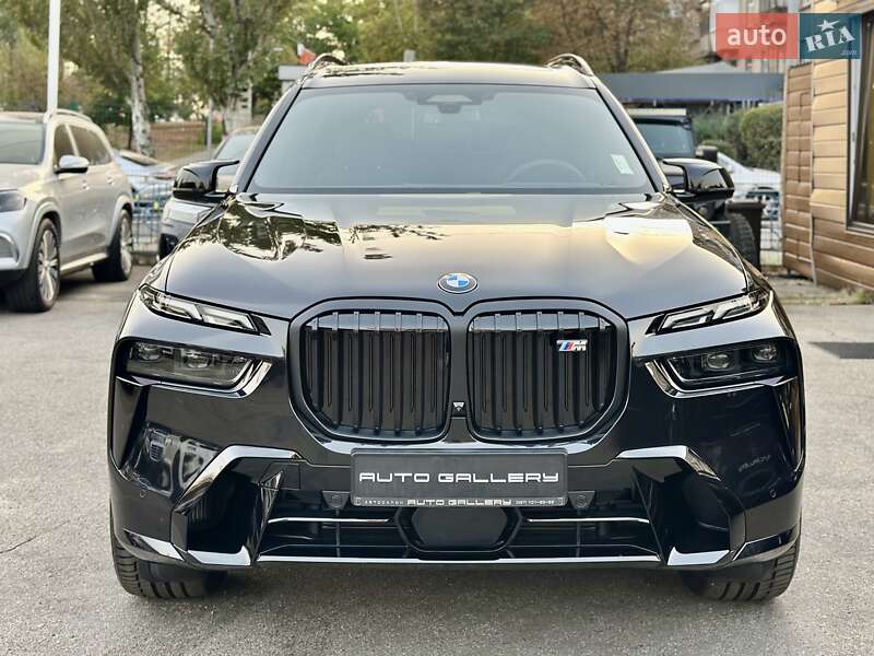 Внедорожник / Кроссовер BMW X7 2024 в Киеве