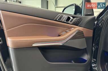 Внедорожник / Кроссовер BMW X7 2024 в 