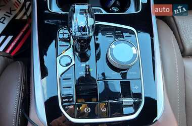 Позашляховик / Кросовер BMW X7 2019 в 