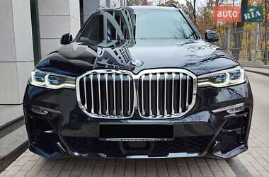 Позашляховик / Кросовер BMW X7 2019 в 