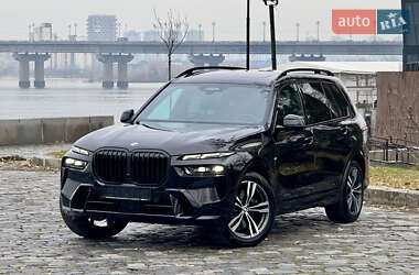 Внедорожник / Кроссовер BMW X7 2024 в Киеве