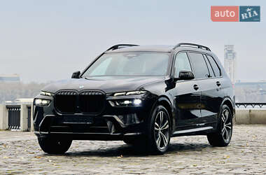 Внедорожник / Кроссовер BMW X7 2024 в Киеве