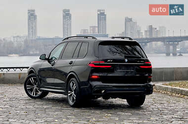 Внедорожник / Кроссовер BMW X7 2024 в Киеве