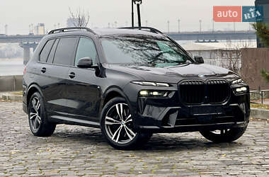 Внедорожник / Кроссовер BMW X7 2024 в Киеве