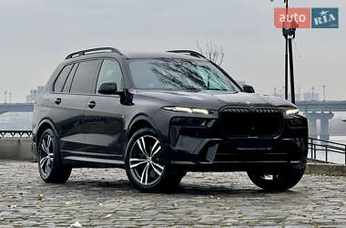 Внедорожник / Кроссовер BMW X7 2024 в Киеве