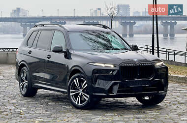 Внедорожник / Кроссовер BMW X7 2024 в Киеве